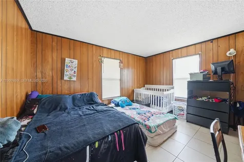 1910 S 34th Street Fort Pierce FL 34947
