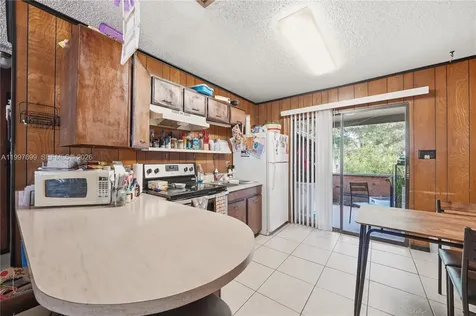 1910 S 34th Street Fort Pierce FL 34947