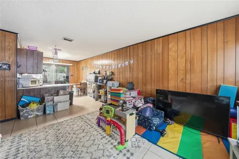 1910 S 34th Street Fort Pierce FL 34947
