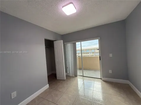2630 W 76th Street Hialeah FL 33016