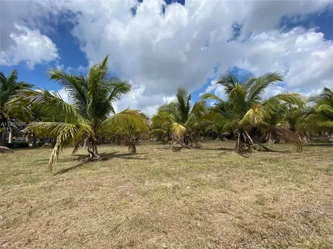 4411 Forest Hill Boulevard Palm Springs FL 33406
