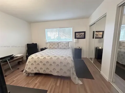 1400 NE 54th Street Fort Lauderdale FL 33334