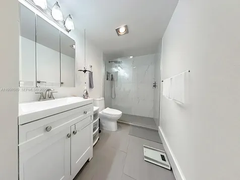 1400 NE 54th Street Fort Lauderdale FL 33334