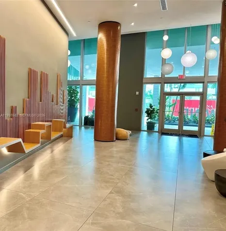 350 S Miami Avenue Miami FL 33130