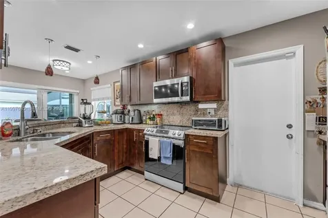 13731 SW 173rd Terrace Miami FL 33177