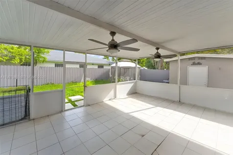 13731 SW 173rd Terrace Miami FL 33177