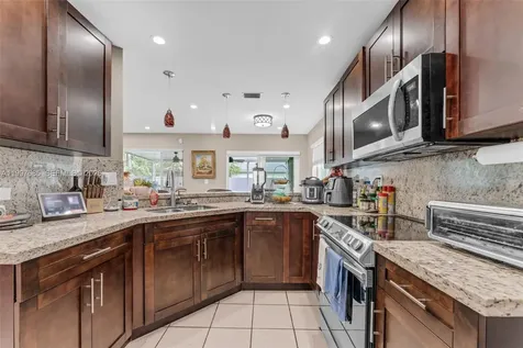 13731 SW 173rd Terrace Miami FL 33177