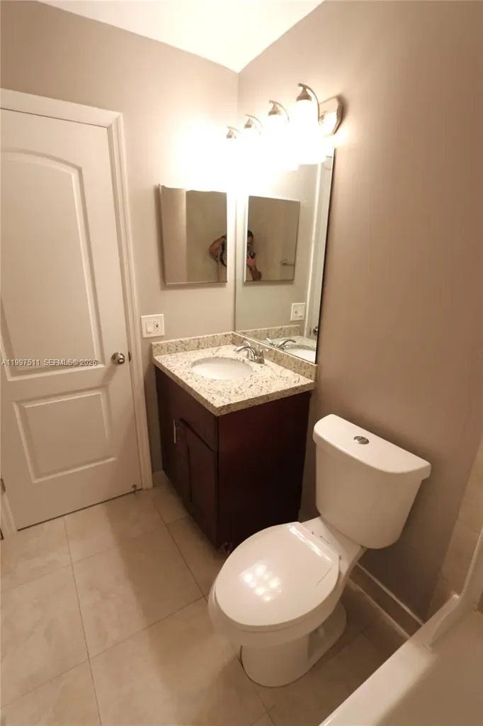 5200 NW 31st Avenue Fort Lauderdale FL 33309
