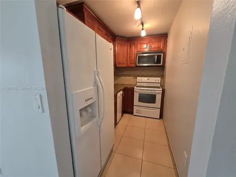 4845 NW 7th Street Miami FL 33126