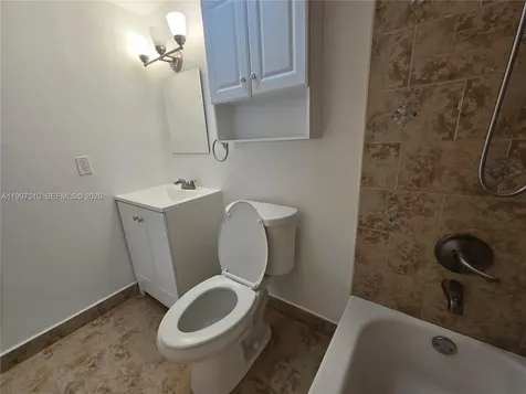 4845 NW 7th Street Miami FL 33126