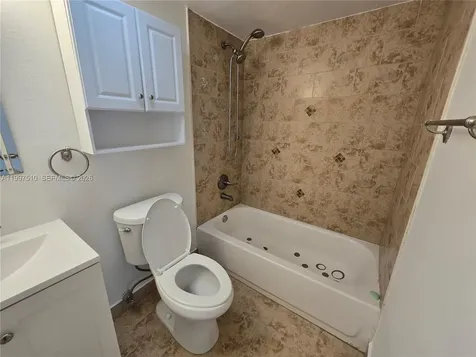 4845 NW 7th Street Miami FL 33126