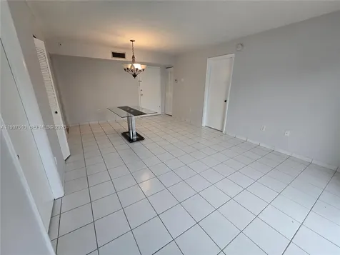 4845 NW 7th Street Miami FL 33126