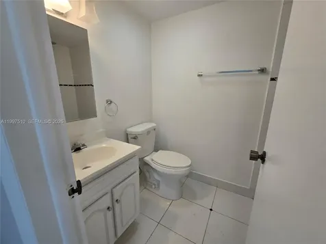 4845 NW 7th Street Miami FL 33126