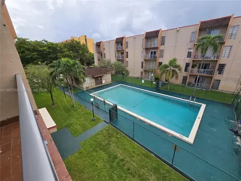 4845 NW 7th Street Miami FL 33126