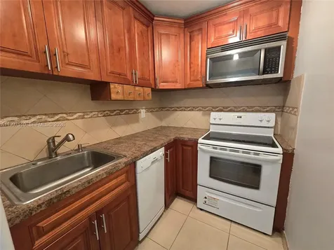4845 NW 7th Street Miami FL 33126