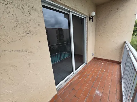 4845 NW 7th Street Miami FL 33126