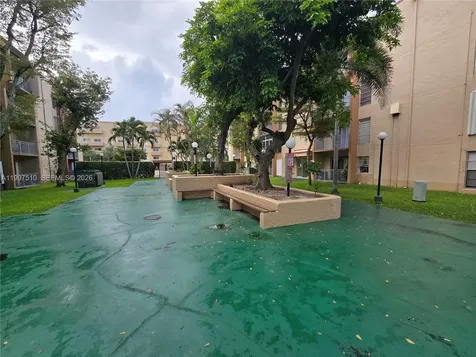 4845 NW 7th Street Miami FL 33126