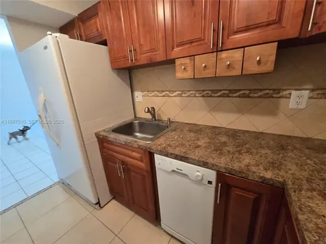 4845 NW 7th Street Miami FL 33126
