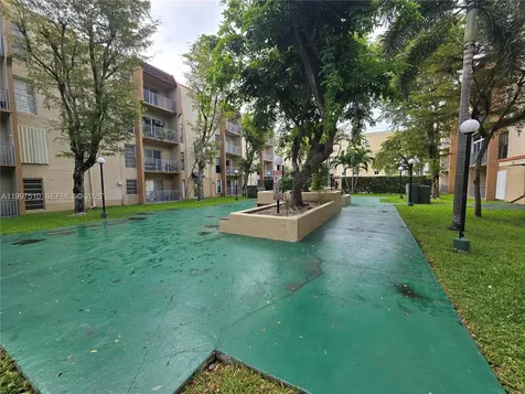 4845 NW 7th Street Miami FL 33126