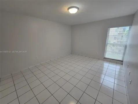 4845 NW 7th Street Miami FL 33126