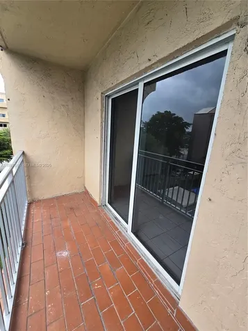 4845 NW 7th Street Miami FL 33126