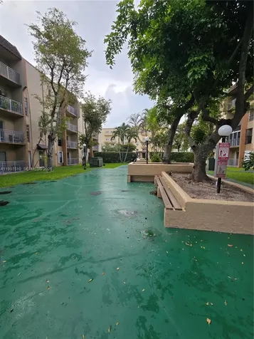 4845 NW 7th Street Miami FL 33126