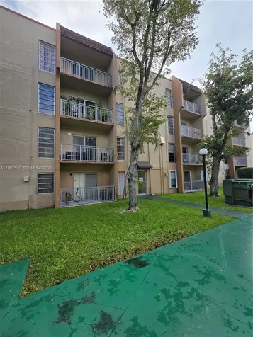 4845 NW 7th Street Miami FL 33126