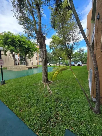 4845 NW 7th Street Miami FL 33126