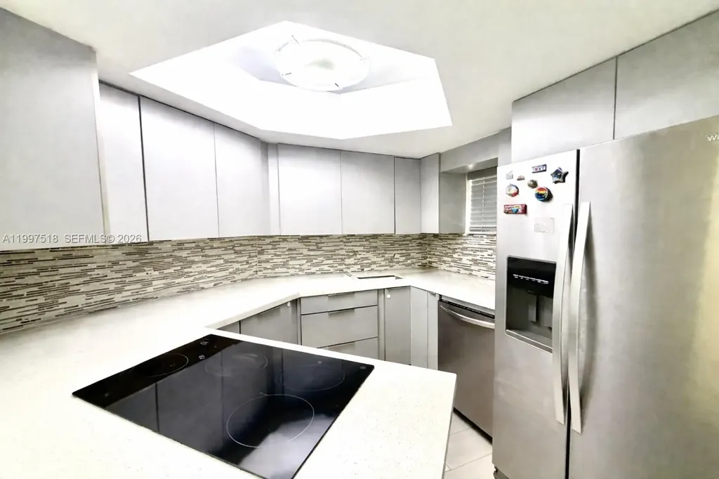 8323 Lake Drive Doral FL 33166