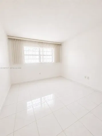 1780 NE 191st Street Miami FL 33179