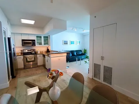 1723 SW 2nd Avenue Miami FL 33129