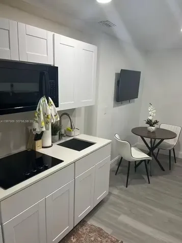 2456 NW 28th Street Miami FL 33142