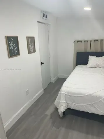 2456 NW 28th Street Miami FL 33142