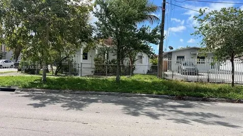 2456 NW 28th Street Miami FL 33142