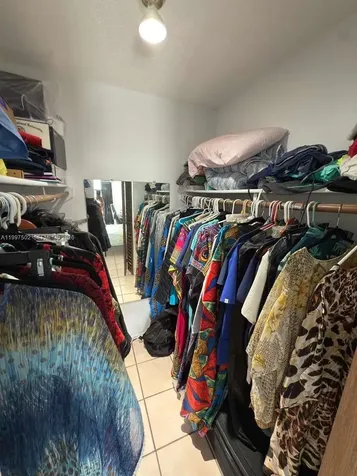 1825 W 44th Place Hialeah FL 33012