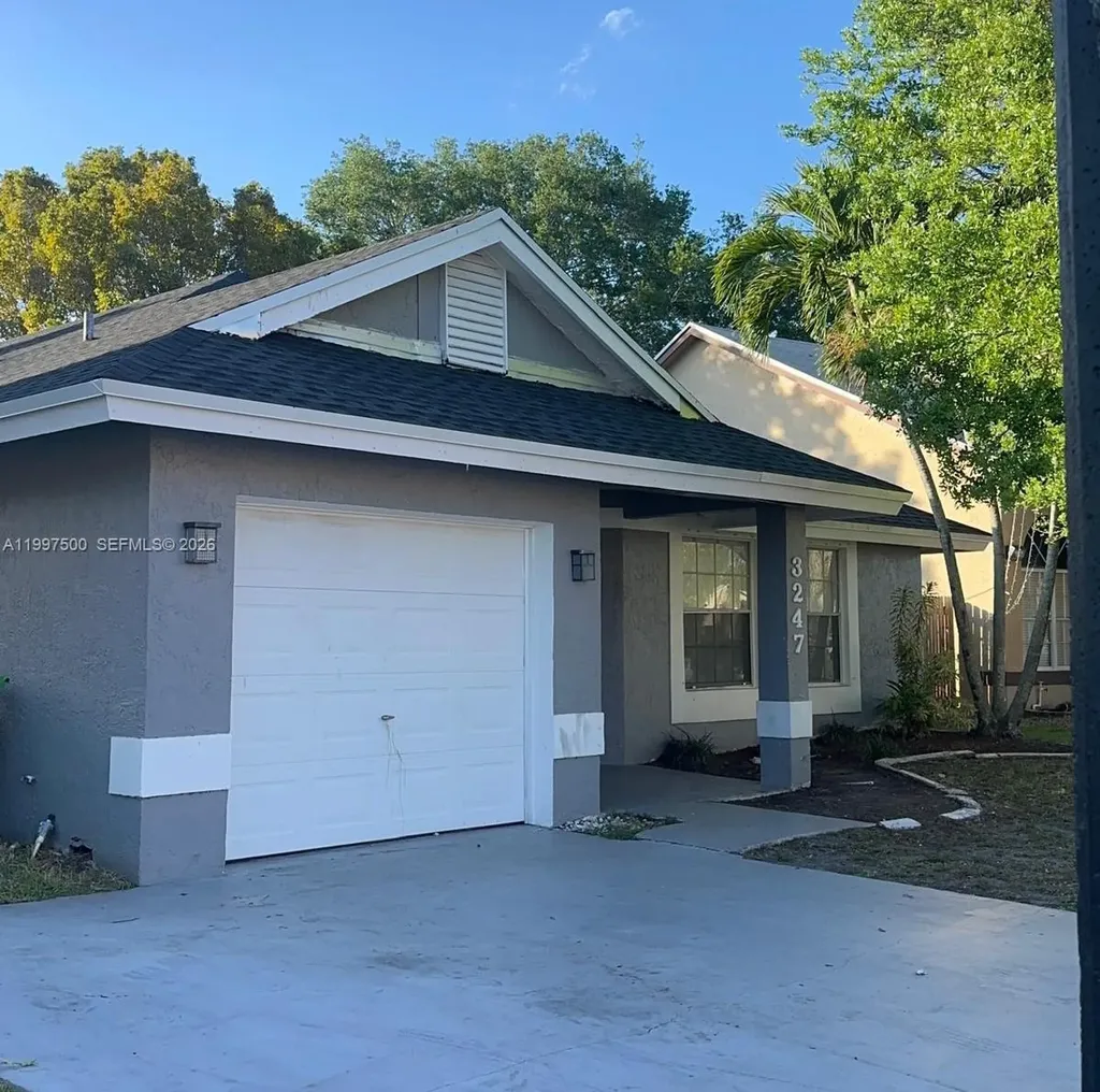 3247 NW 123rd Avenue Sunrise FL 33323