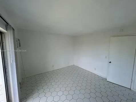 89 Berkshire D West Palm Beach FL 33417