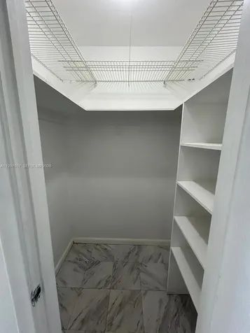 89 Berkshire D West Palm Beach FL 33417
