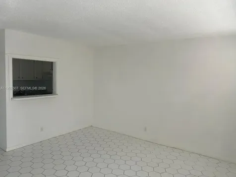 89 Berkshire D West Palm Beach FL 33417