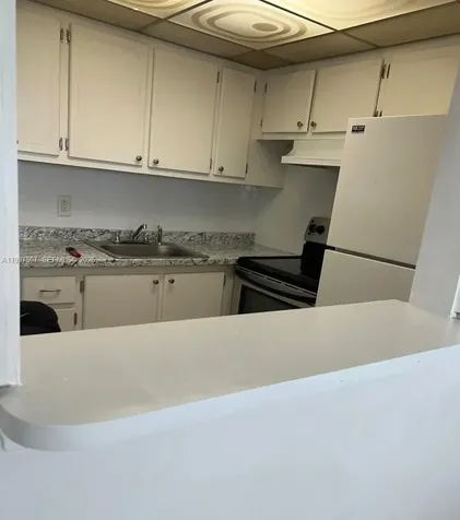 89 Berkshire D West Palm Beach FL 33417