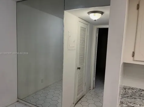 89 Berkshire D West Palm Beach FL 33417