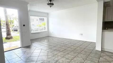 511 NW 82nd Avenue Miami FL 33126