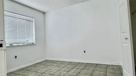 511 NW 82nd Avenue Miami FL 33126