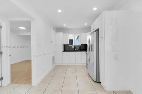 201 SW 51st Court Miami FL 33134