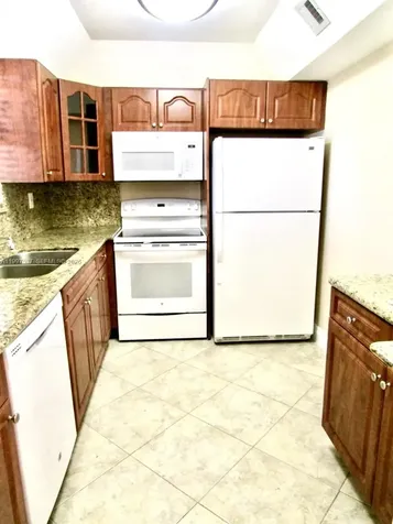 9375 Fontainebleau Boulevard Miami FL 33172