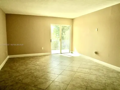 9375 Fontainebleau Boulevard Miami FL 33172