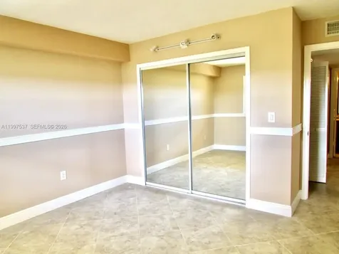 9375 Fontainebleau Boulevard Miami FL 33172