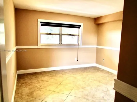 9375 Fontainebleau Boulevard Miami FL 33172