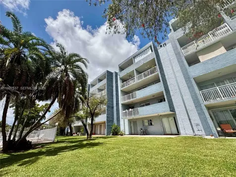 9375 Fontainebleau Boulevard Miami FL 33172