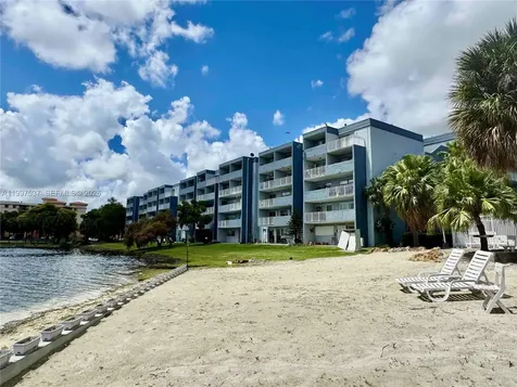 9375 Fontainebleau Boulevard Miami FL 33172